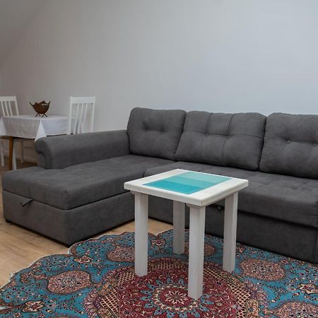 Central Apartment Konjic Kültér fotó