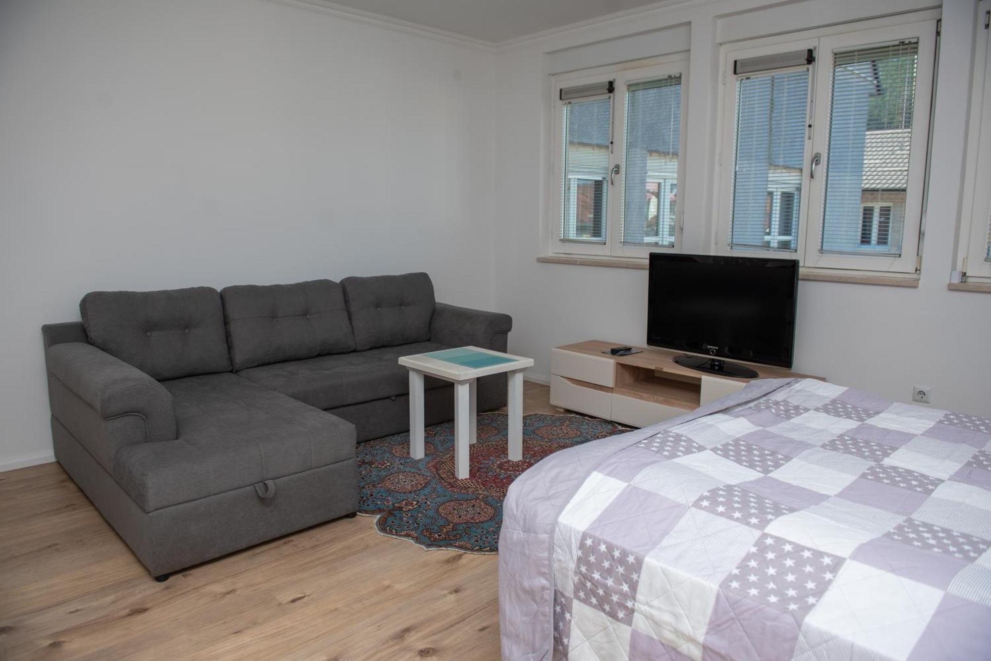 Central Apartment Konjic Kültér fotó